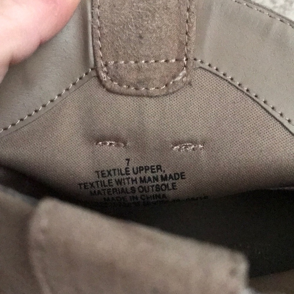 Tan booties - Picture 5 of 5